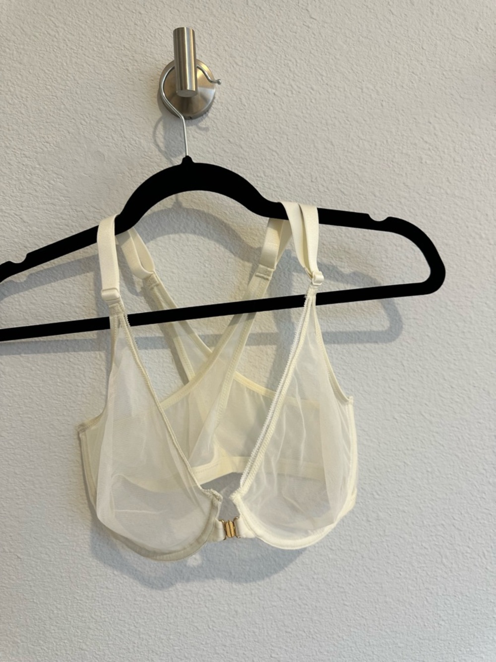 Sheer Front-Closure Bra in Cream - Unbranded